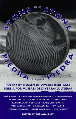 Stone on Stone/Piedra sobre piedra (English and Spanish Edition)
