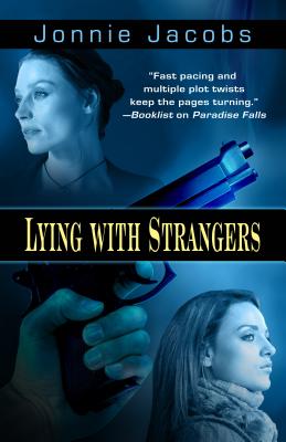 Lying with Strangers (Thorndike Press Large Print Core)